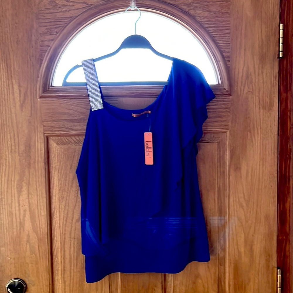 Belldini shoulder or drop shoulder top. Blue in color. Size L